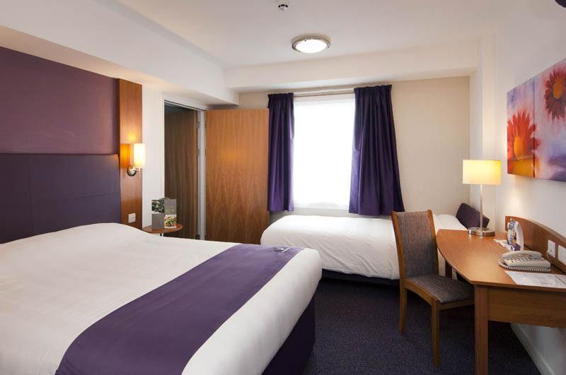 Premier Inn Dundee Centre Exterior foto