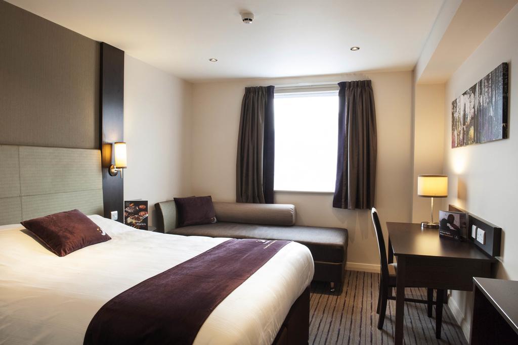 Premier Inn Dundee Centre Exterior foto