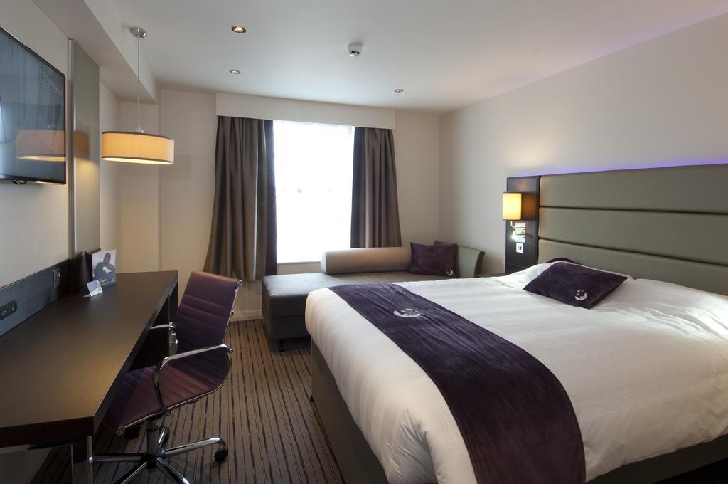 Premier Inn Dundee Centre Exterior foto